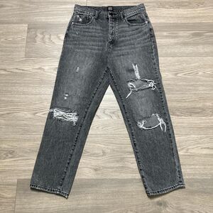 BDG Slim Straight Distressed High Rise Mom Jean Size 28